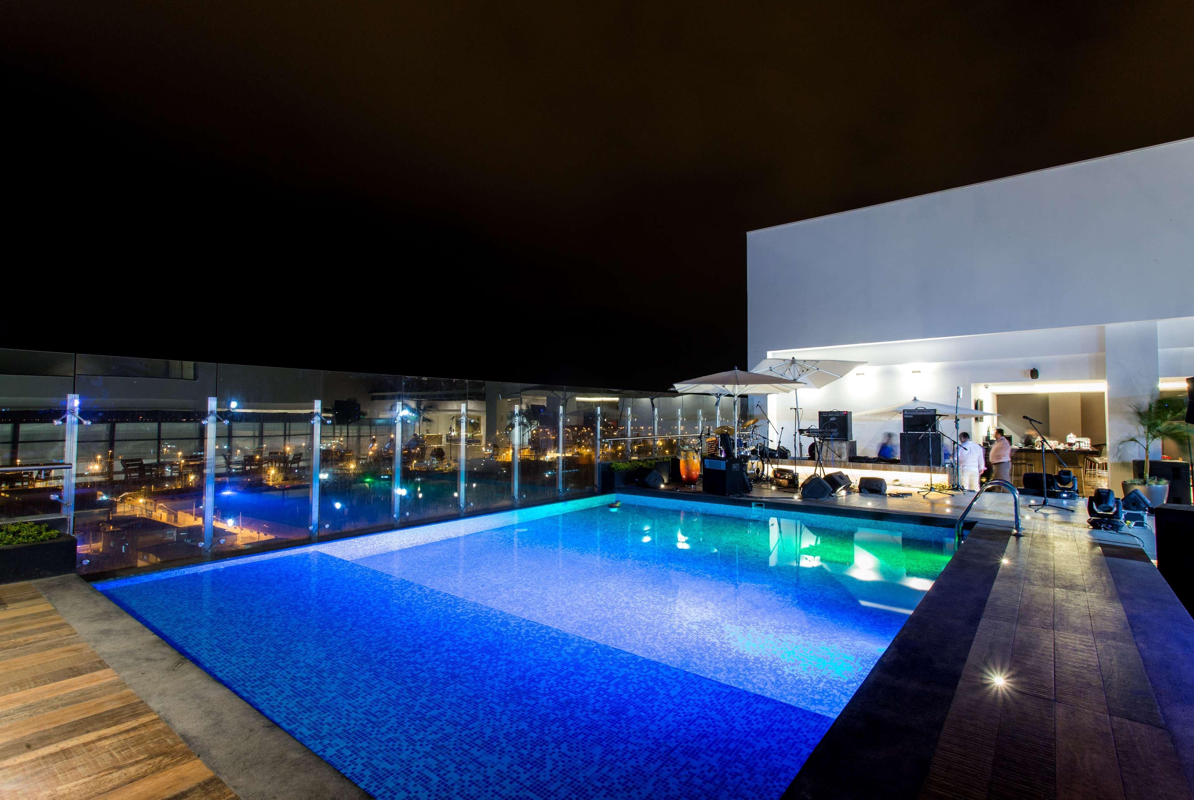 Wyndham Costa Del Sol Tumbes Hotell Exteriör bild