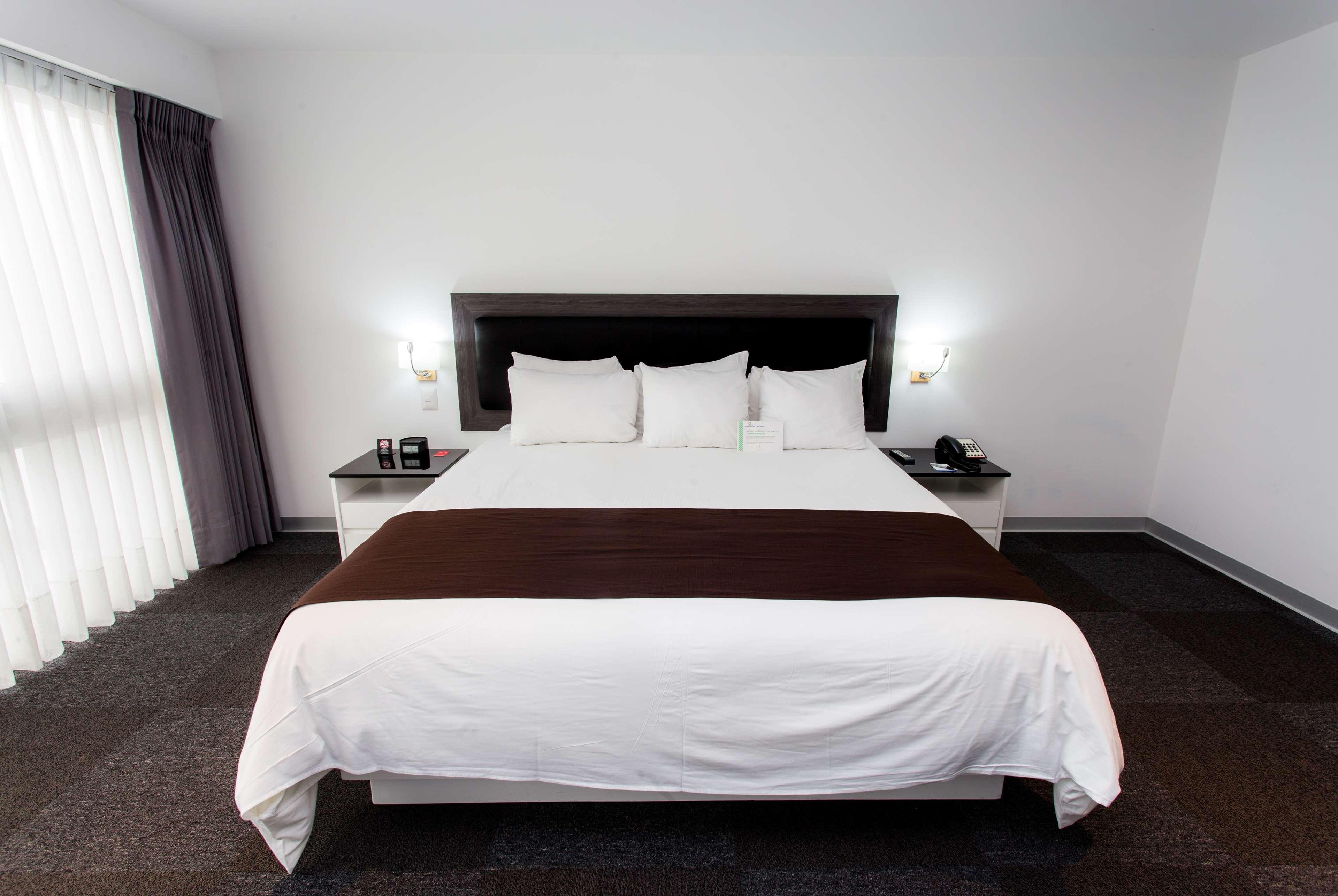 Wyndham Costa Del Sol Tumbes Hotell Exteriör bild