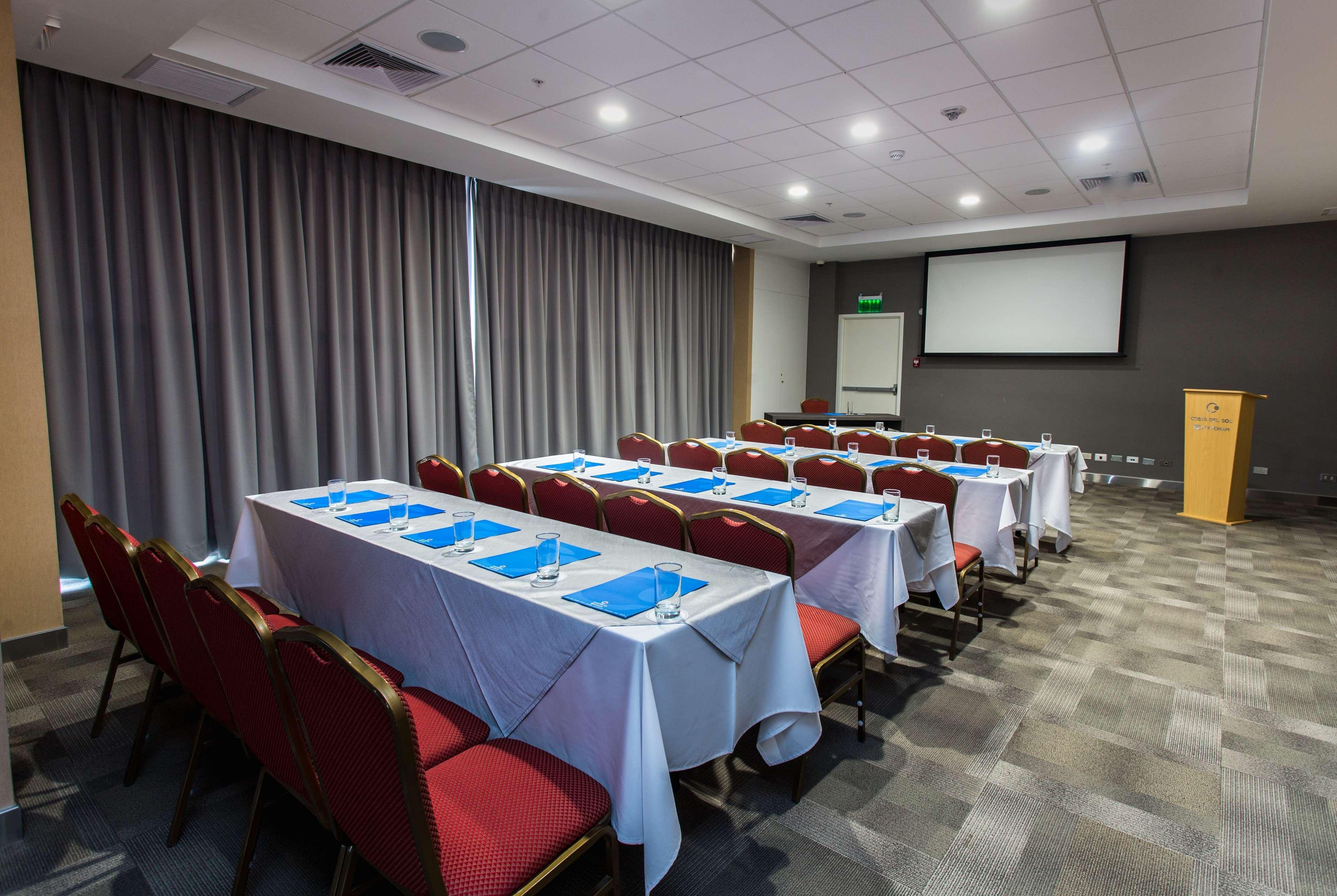 Wyndham Costa Del Sol Tumbes Hotell Exteriör bild