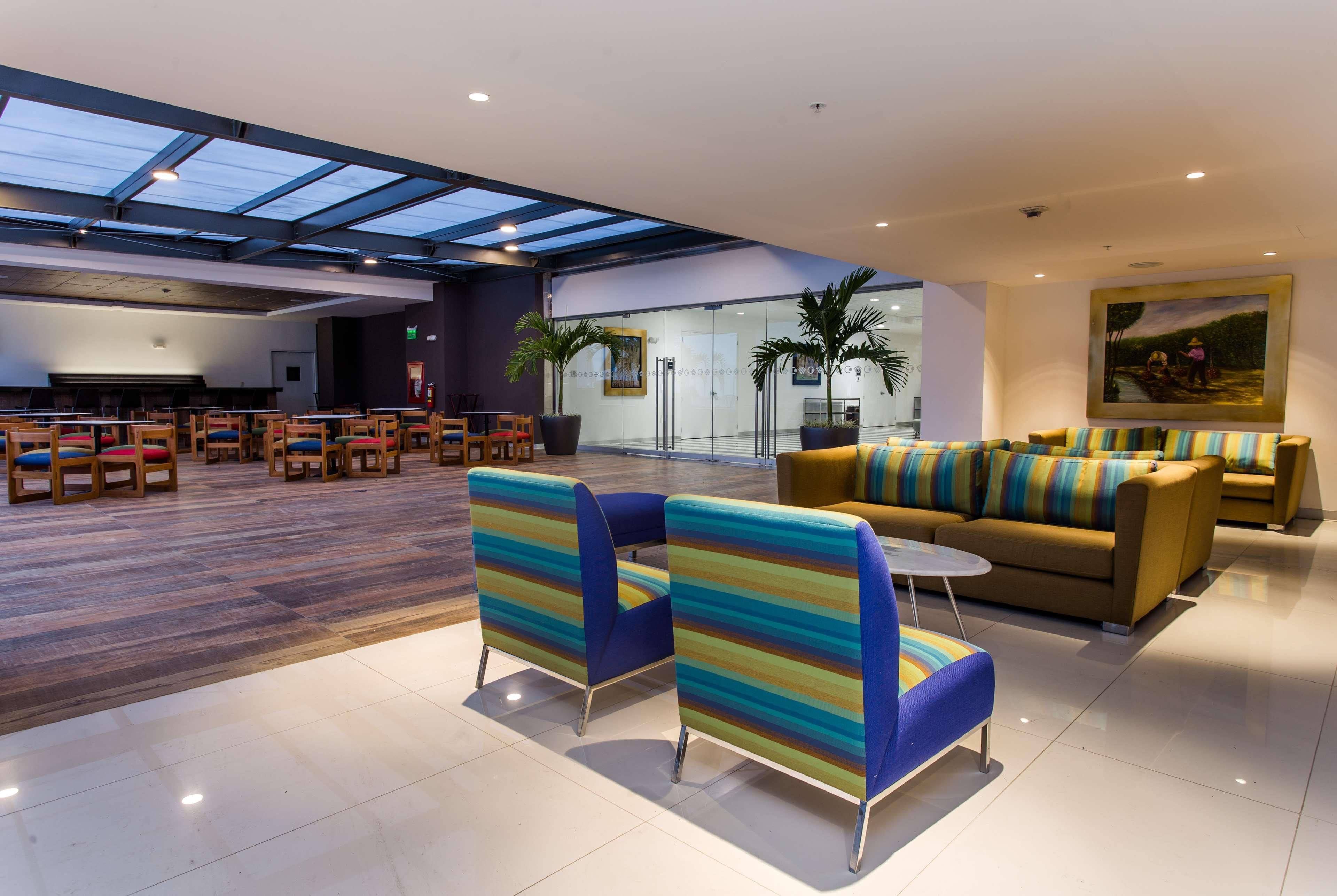 Wyndham Costa Del Sol Tumbes Hotell Exteriör bild