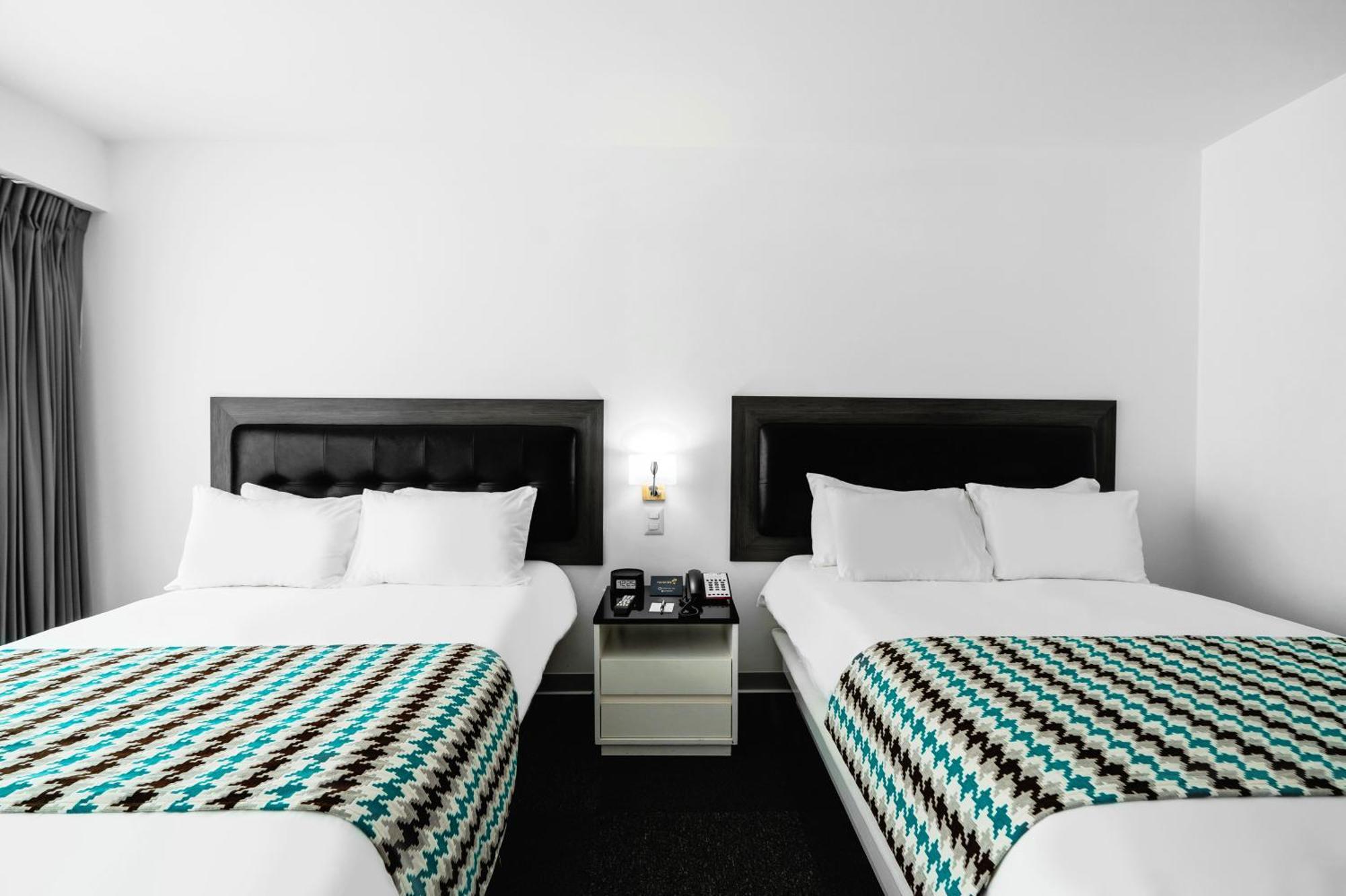 Wyndham Costa Del Sol Tumbes Hotell Exteriör bild