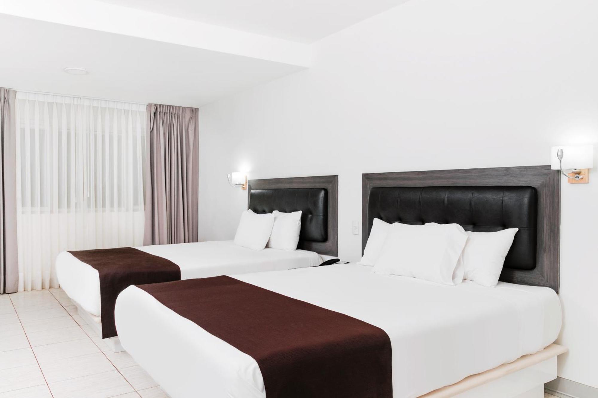 Wyndham Costa Del Sol Tumbes Hotell Exteriör bild
