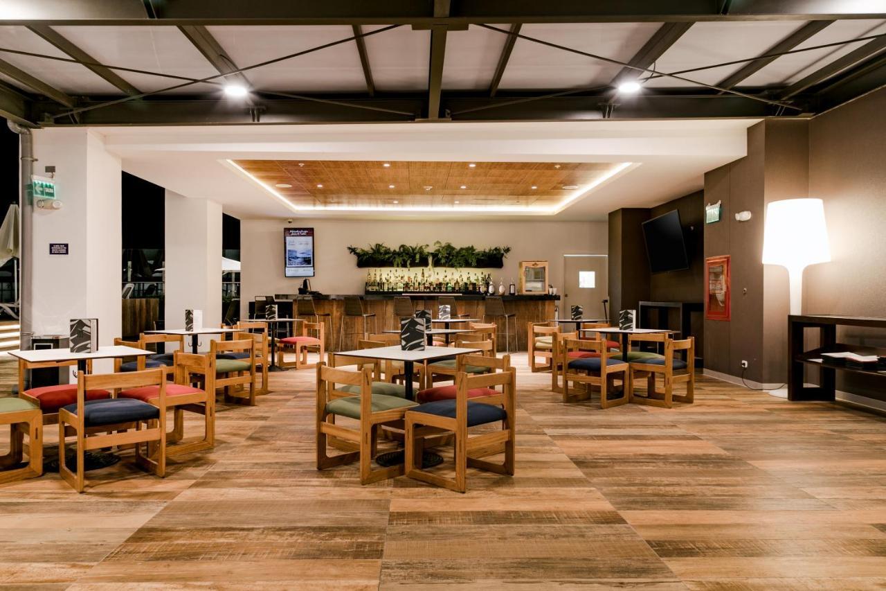 Wyndham Costa Del Sol Tumbes Hotell Exteriör bild
