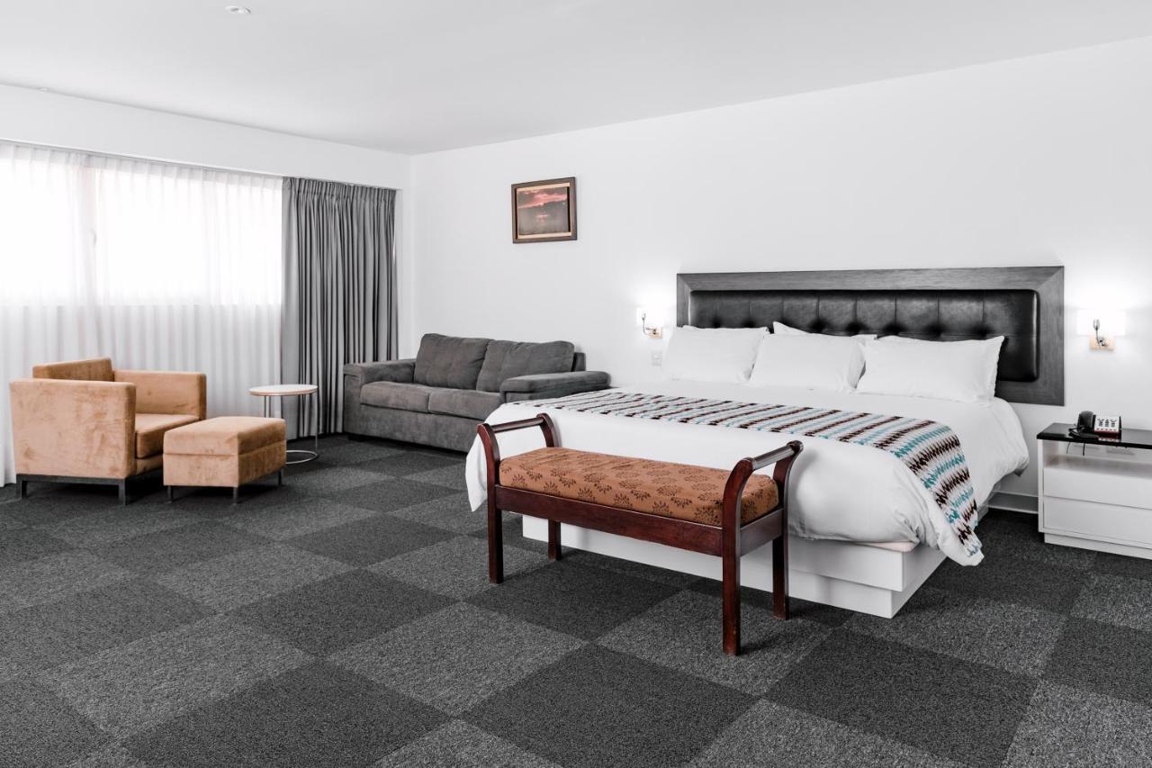 Wyndham Costa Del Sol Tumbes Hotell Exteriör bild